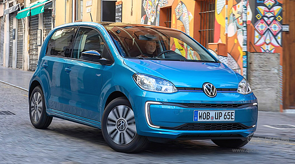 半价的宝马和加价的中国电动车 到底是谁在倾销？