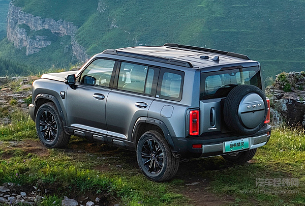 哈弗猛龙2026款PHEV 15.38万起硬派与智能兼具玩转“城野通吃”