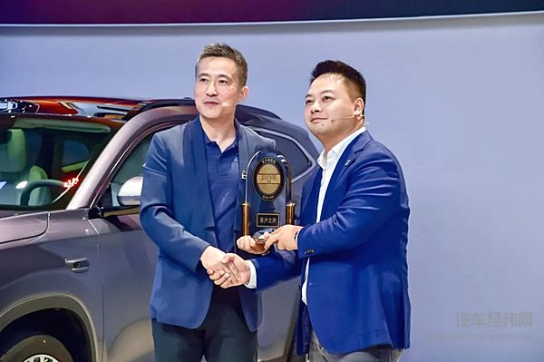 权威认证三冠荣耀：J.D.Power中国区总裁成都车展现场为“奇瑞品质”加冕
