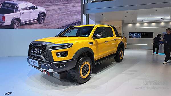 江淮皮卡全新悍途乘用版亮相2024成都国际车展 四大优势成就用户出行新风尚