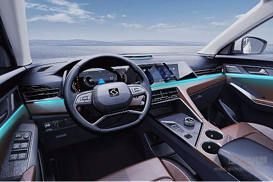 思皓X8 PLUS全新车系上市 6/7座布局能符合家庭用户所需？