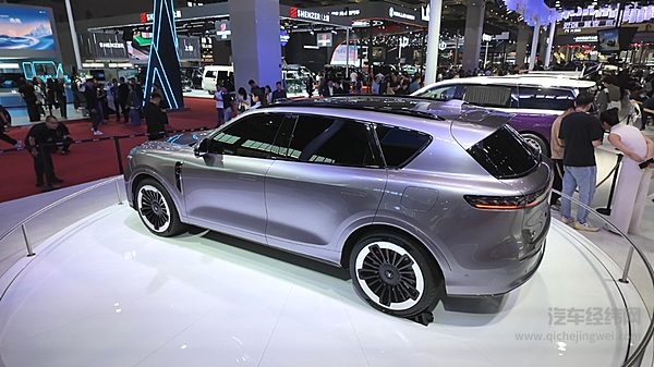 ADS 4和鸿蒙智能座舱5上车 岚图FREE+前景如何？