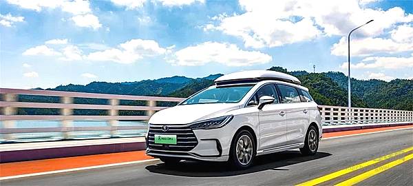 年销186万辆的比亚迪2023年该怎么走？