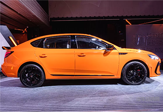 国产轿车表现不俗 奕炫MAX领衔带来年轻人的新选择