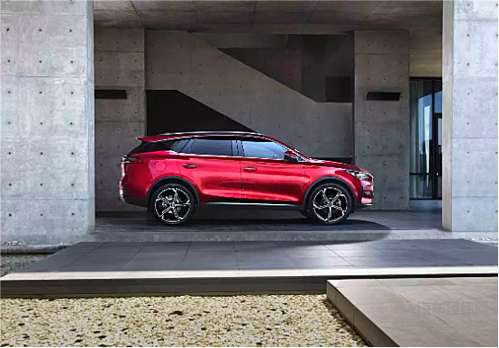 当比亚迪唐DM-i遇上零跑C11 纯电和插混那个强？