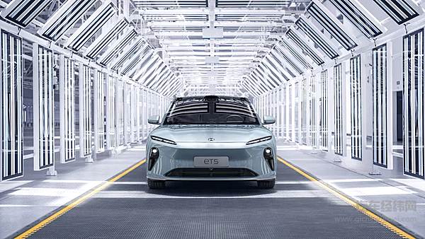 自主品牌扎堆百万豪车 蔚来的模式能否行得通？