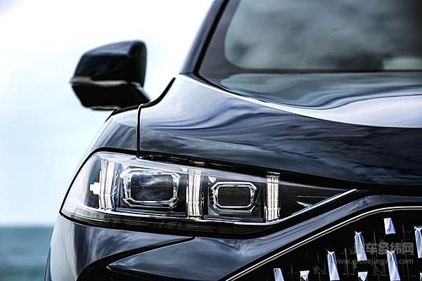 “不以logo论英雄” 魏牌新TVC上线央视