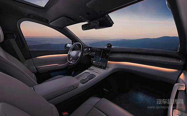 高端豪华新能源车型对决 高合HiPhi X与蔚来ES7谁更具竞争力？