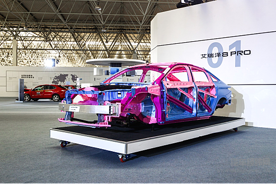 奇瑞汽车2025安全之夜盛大启幕 发布“守护者”智慧安全系统