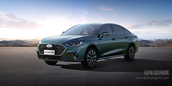 13.79万元起 艾瑞泽8 PRO 2.0T用6秒破百改写性能车门槛