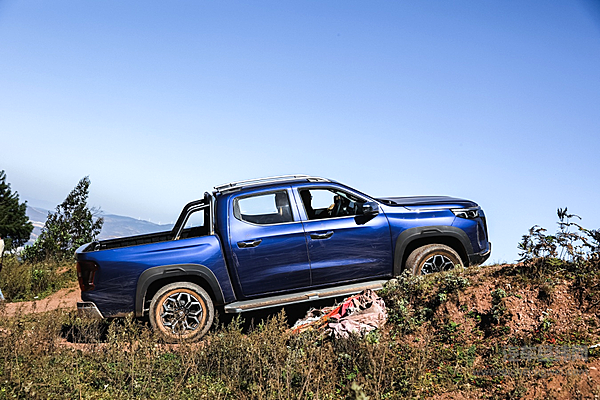 满足用户多元化需求 长安览拓者树立时尚皮卡新标杆