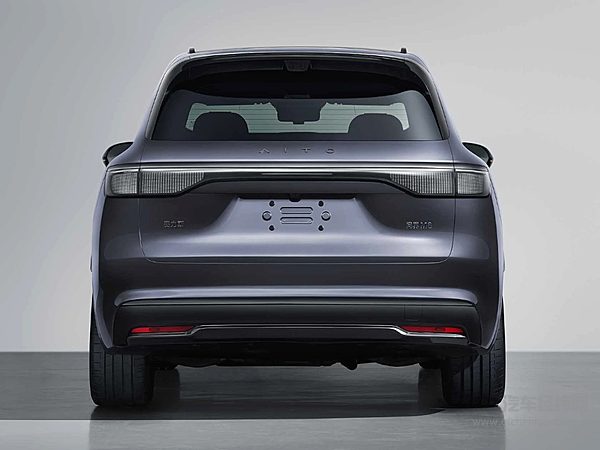 新年第一批完成申报汽车公布！新款Model Y、比亚迪汉L、问界M8亮相！