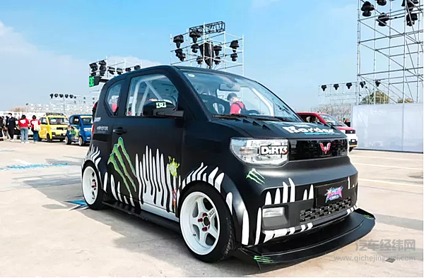 吉利新能源汽车布局 几何加极氪一个都不能少