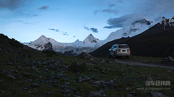 坦克“点亮地球计划”正式启动 用户共创全球路书