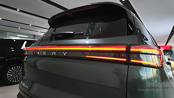 十万元就可以让你躺平？瑞虎8PLUS到店实拍！