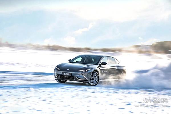 LS7的上市能否帮助智己翻盘？