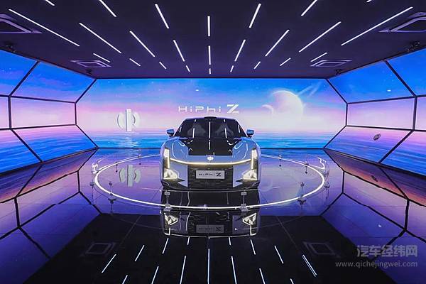 HiPhi X蝉联销冠 高合正式迈入双旗舰时代