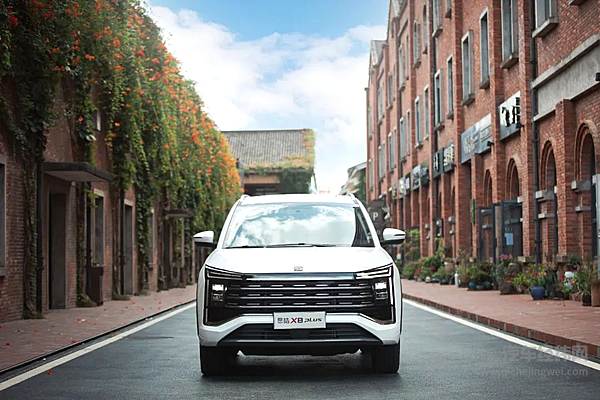 思皓X8 PLUS全新车系上市 6/7座布局能符合家庭用户所需？