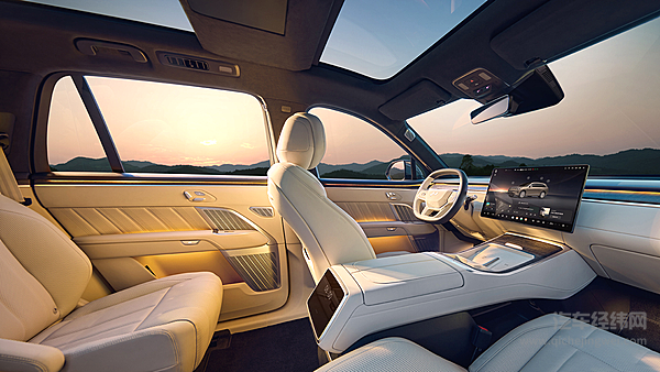 当900V快充遇上华为智驾 乐道L90和问界M7谁藏着更多用车小心思？