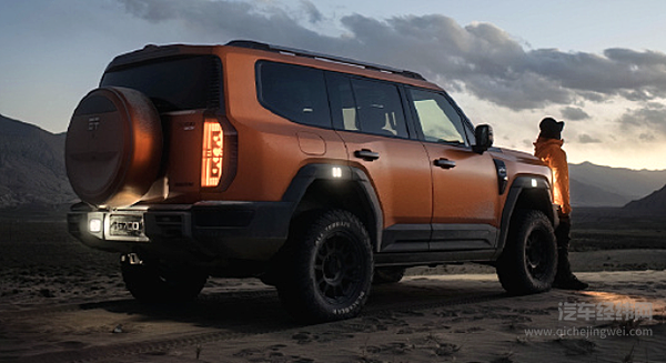 40万的纵横G700与100万的仰望U8 谁才是“船车融合”真答案？