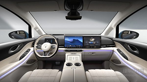 2025款岚图梦想家上市华为强力加持 小鹏X9能否一战？