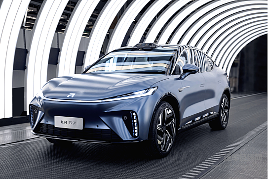 性能超越现有车型 飞凡R7如何定价或是关键