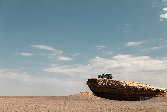 坦克“点亮地球计划”正式启动 用户共创全球路书