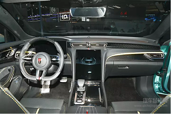 红旗H6亮相广州车展 能否一鸣惊人？