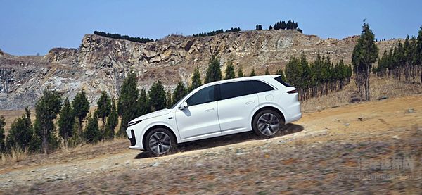 星纪元ET挑战理想L6 除了低价还有什么亮点？