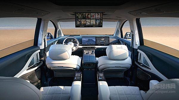 2025款岚图梦想家上市华为强力加持 小鹏X9能否一战？