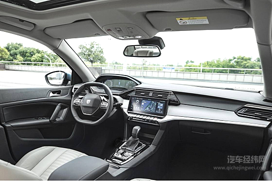 新款标致408内外焕然一新 再现“法式优雅”的魅力