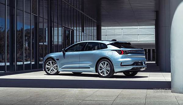 雨后春笋 国产厂商的子品牌策略能否精准布局？