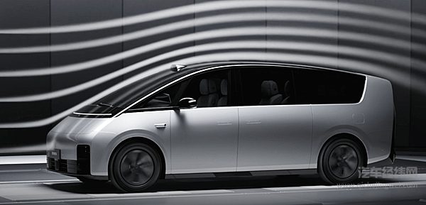 新势力内斗 小鹏X9能否靠黑科技压过理想MEGA？