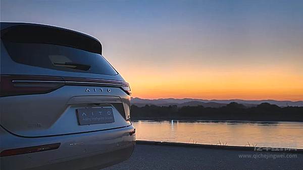 后来居上 新能源赛道上为什么传统车企正在跑赢蔚小理？