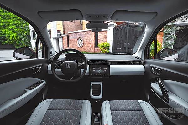 8万元微型纯电动车型二选一 零跑T03和思皓花仙子谁更划算？