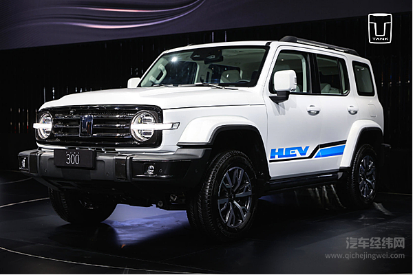 坦克300和坦克500押宝混动路线 国产硬派越野迈入新能源领域