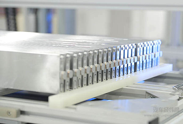 国内碳酸锂价格大幅下跌 消费者的福利来了？