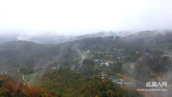 在烏蒙深處 解鎖1人管幾十臺車的“數(shù)字密碼”