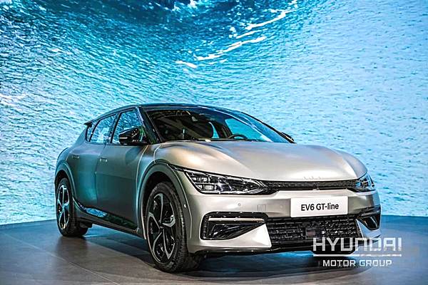 起亚EV6亮相进博会 将于明年国内上市