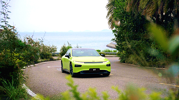 海洋家族再迎新成员 比亚迪海豹与小鹏P7谁更有吸引力？