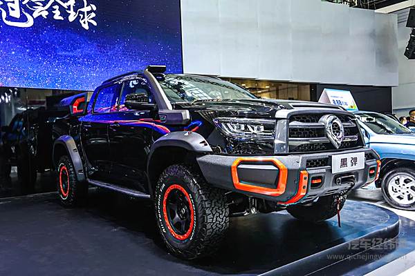 2022款黑弹齐鲁车展正式上市 售价24.88万元