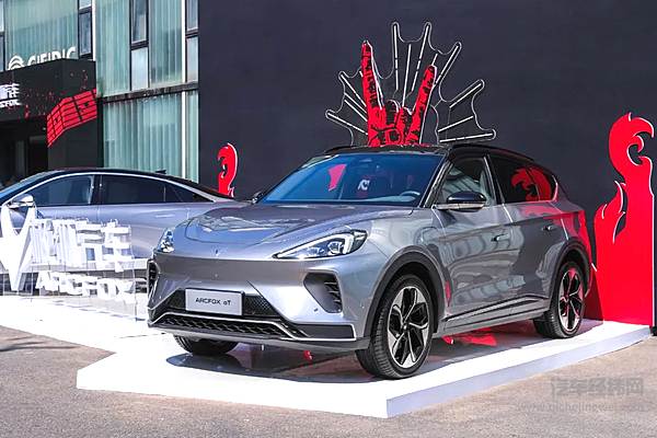 操作系统 不能被扼住脖子