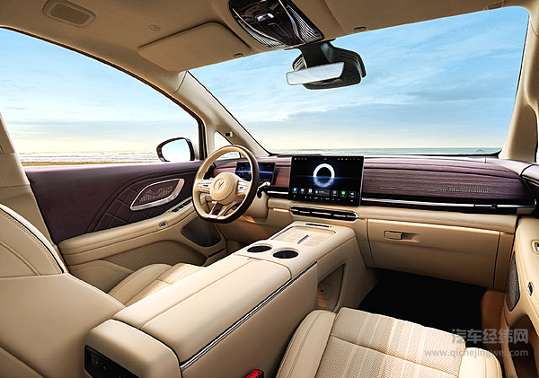 豪华与智能双在线 2026款岚图梦想家树立MPV 新标杆