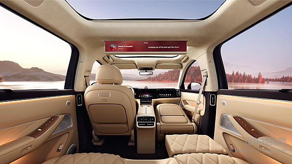 北欧安全 VS 华为智能 沃尔沃 XC70与问界M8谁更贴合家庭需求？