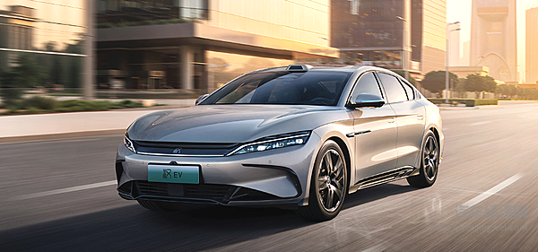 赛道破局技术领航 中国新能源汽车即将开始竞速时代