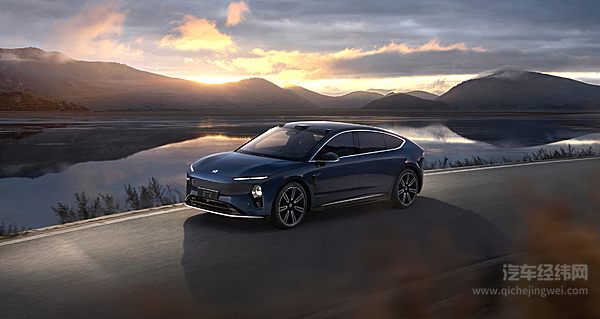 国产旗舰纯电天花板 仰望U7和蔚来ET9你站谁？