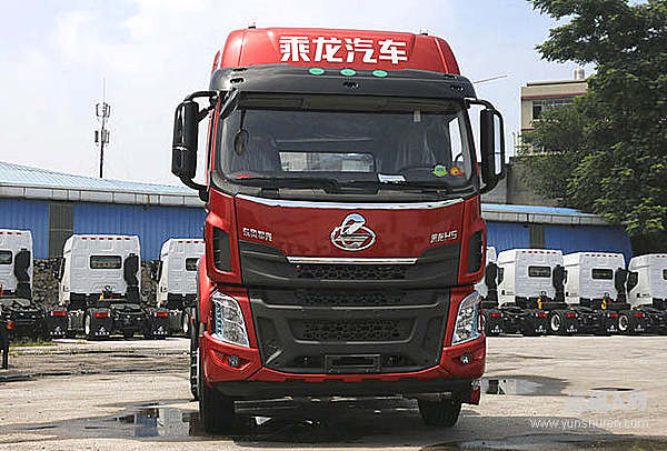 批量交付！乘龍危險(xiǎn)品牽引車助力某區(qū)域大型智慧物流企業(yè)安全高效運(yùn)營(yíng)