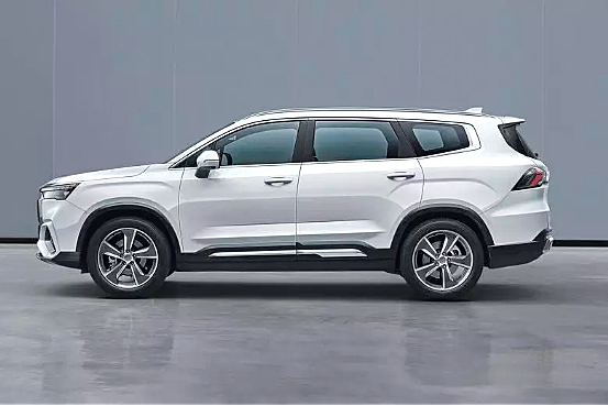 将性价比坚持到底 吉利豪越L挑战传祺GS8有几成胜算？