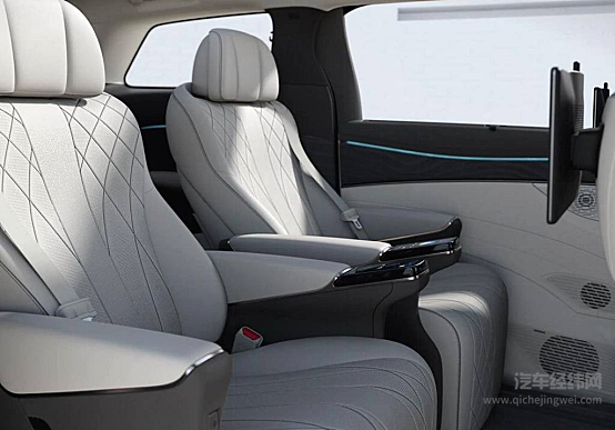 比亚迪对腾势D9来说是喜是忧？