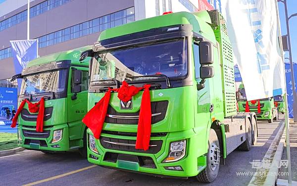 啟新程！200臺(tái)徐工氫能重卡交付西北大客戶